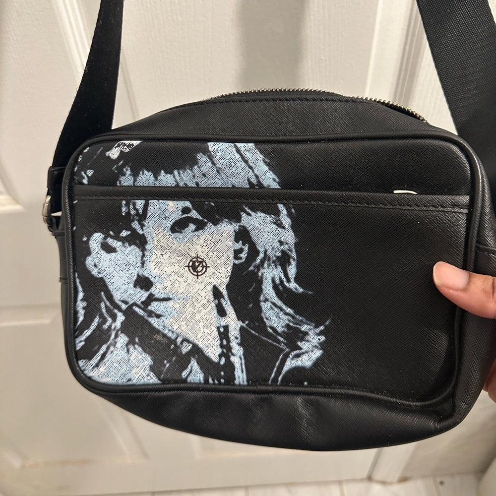 Vicinity Crossbody Bag